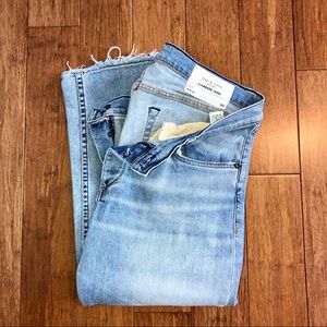 Men’s Rag and Bone light-wash jeans.